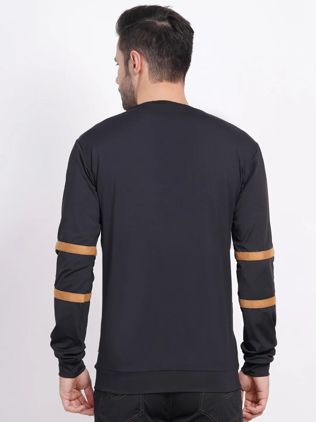 round neck pullover